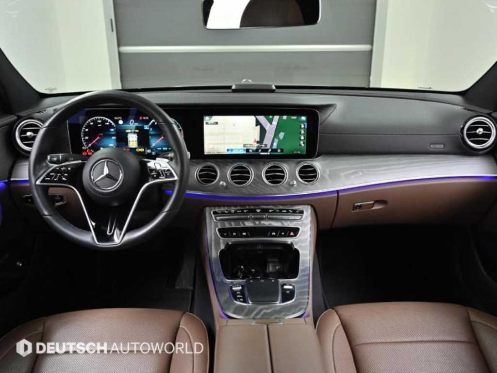 Mercedes Benz E class - Vista 7