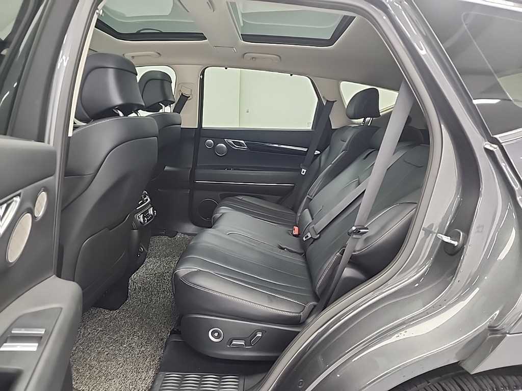 Genesis GV80 - Vista 12