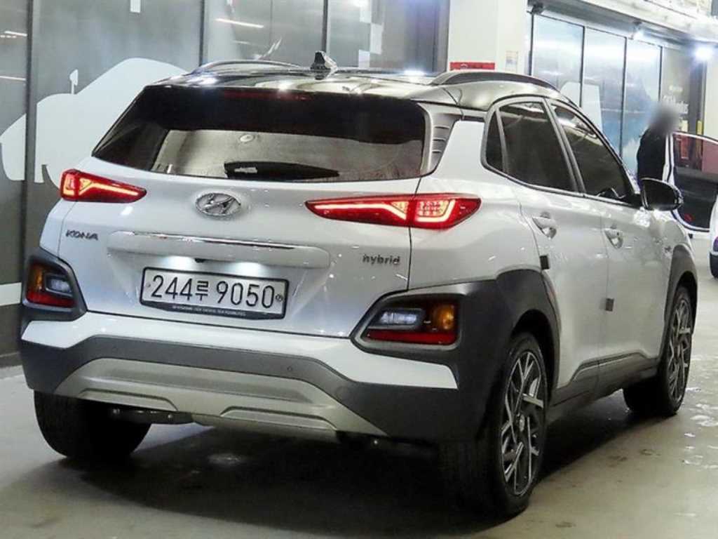 HYUNDAI Kona - Vista 4