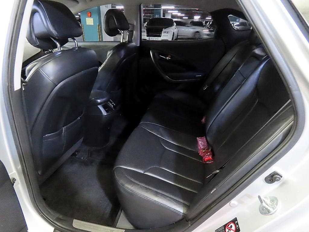 HYUNDAI Grandeur - Vista 7