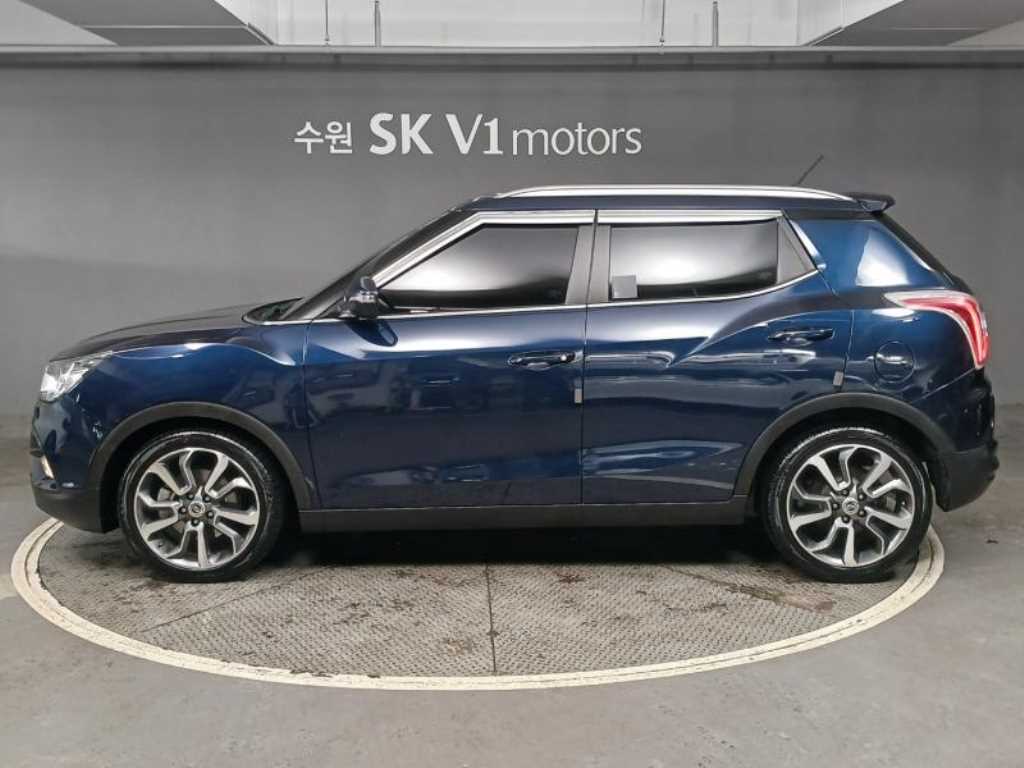 Ssangyong Tivoli - Vista 5