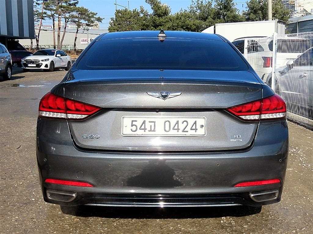 Genesis G80 - Vista 4