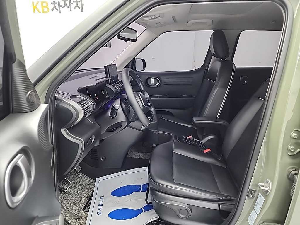 HYUNDAI Casper - Vista 11