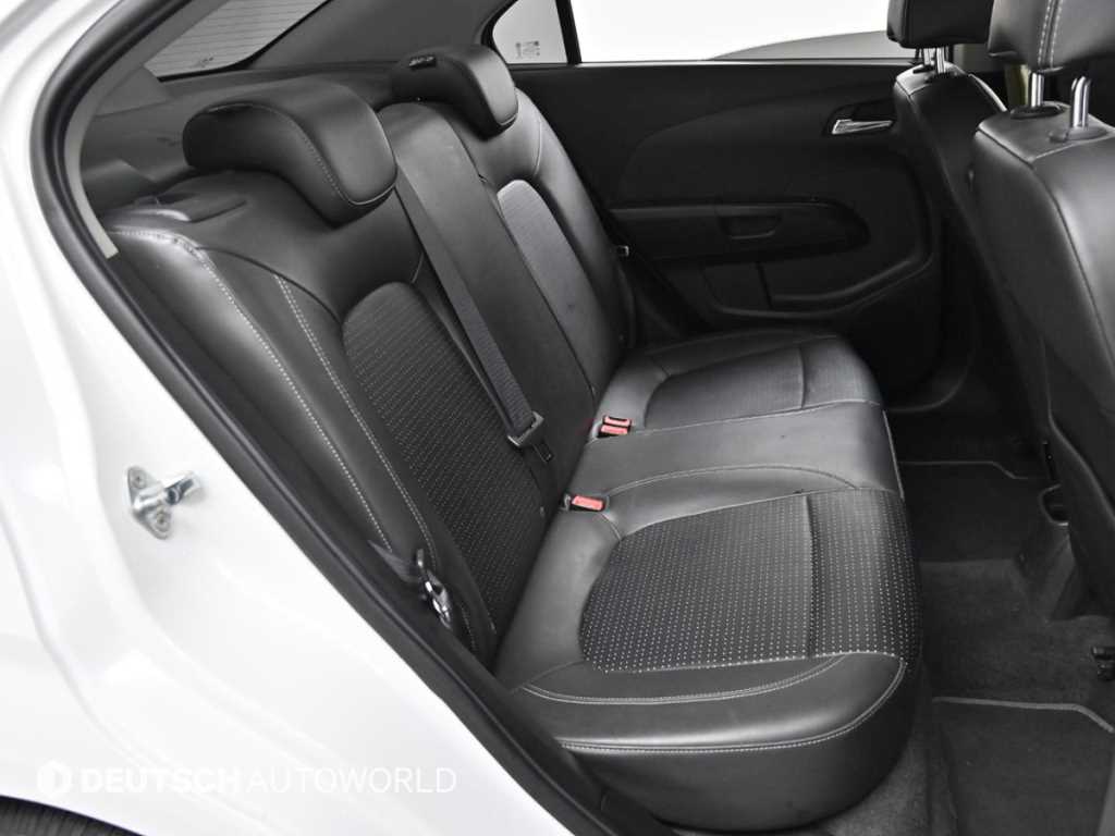 Chevrolet Abeo - Vista 12