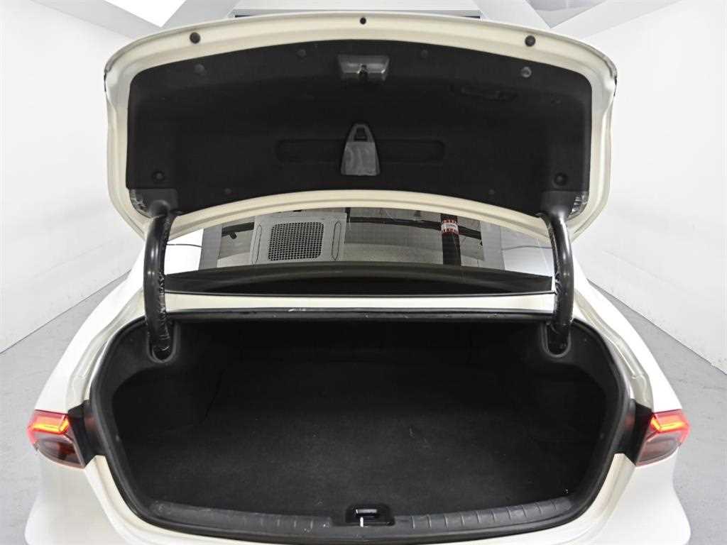 HYUNDAI Grandeur 2021 the color of pearl - Importación desde Corea - HF Imports Iquique - Foto 20