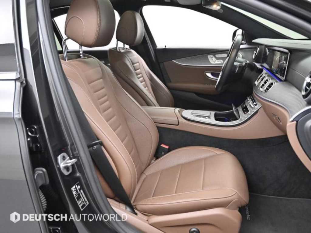 Mercedes Benz E class - Vista 10