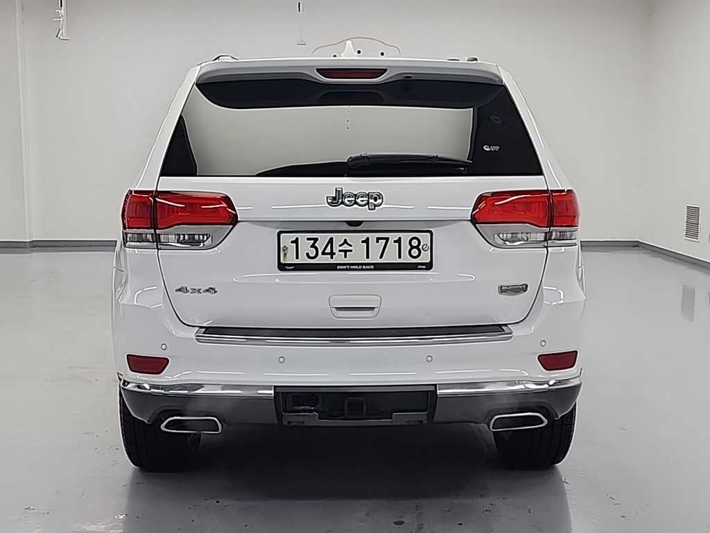 Jeep Cherokee - Vista 3