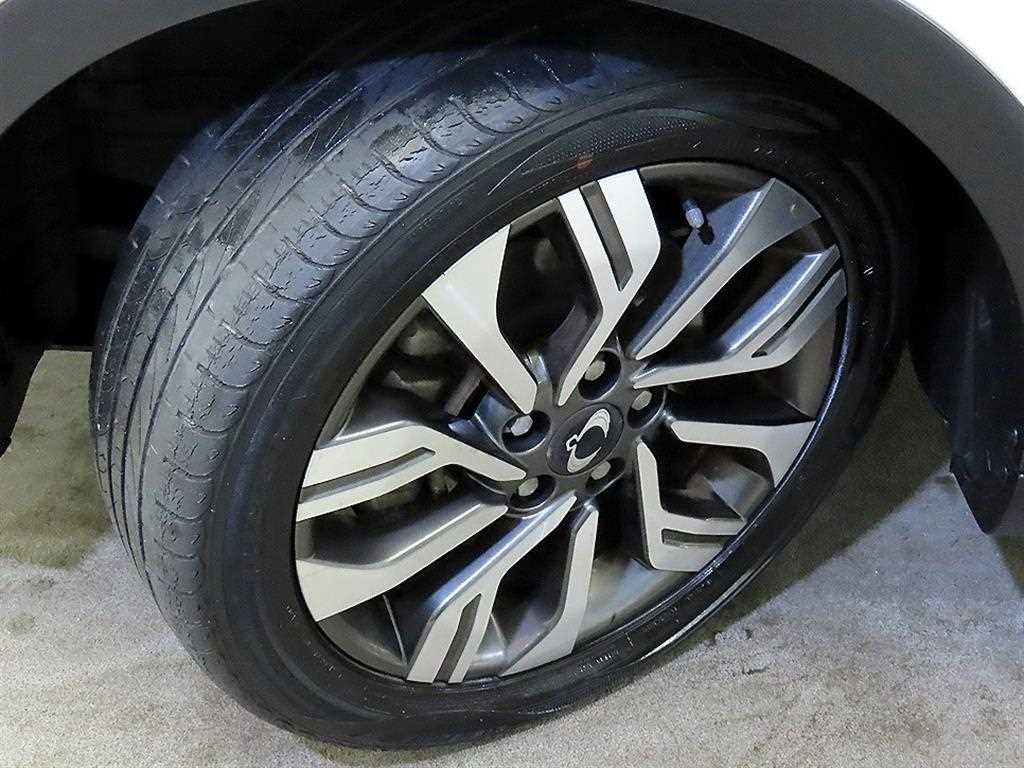 Ssangyong Tivoli 2019 Blanco - Importación desde Corea - HF Imports Iquique - Foto 20