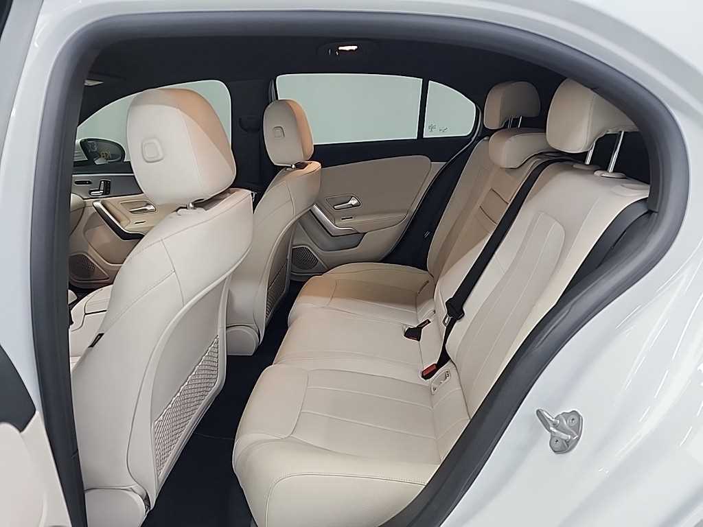 Mercedes Benz A Class - Vista 12