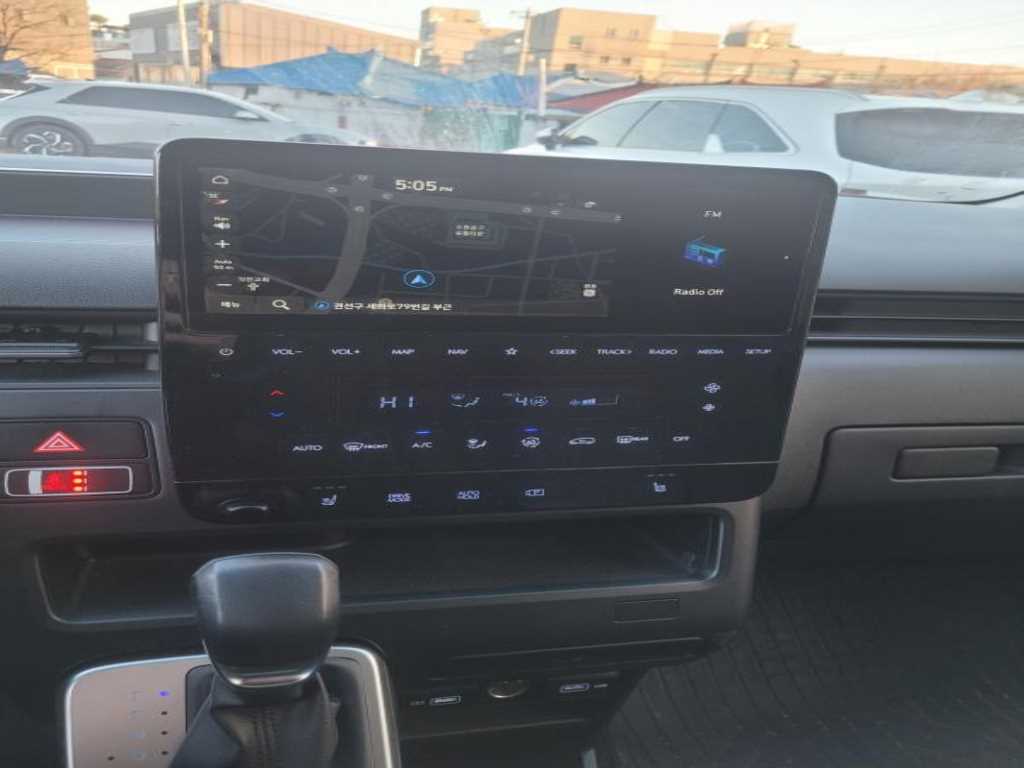 HYUNDAI Staria - Vista 5