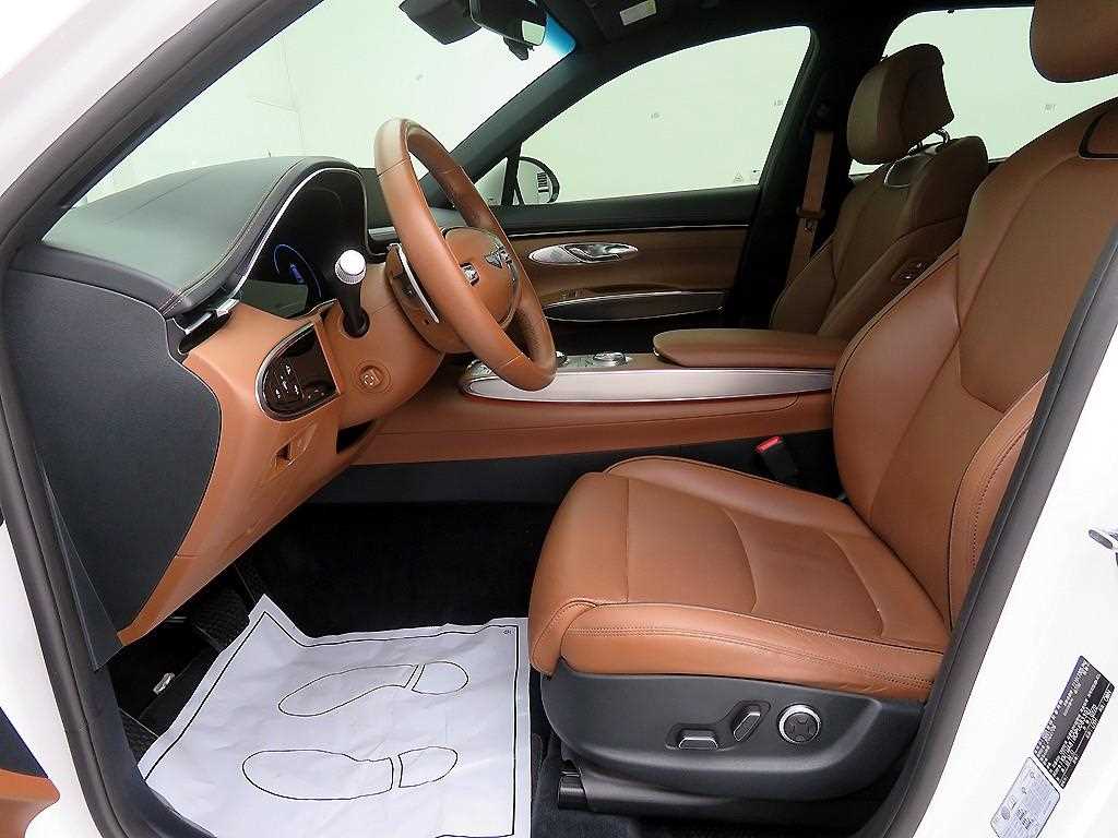 Genesis GV70 - Vista 7