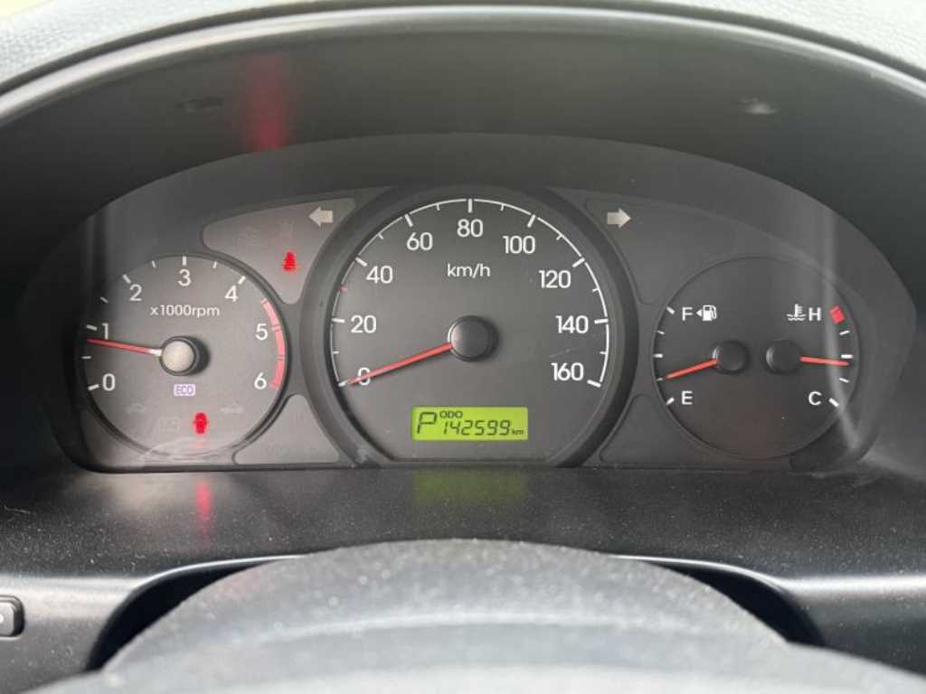 HYUNDAI Starex - Vista 5