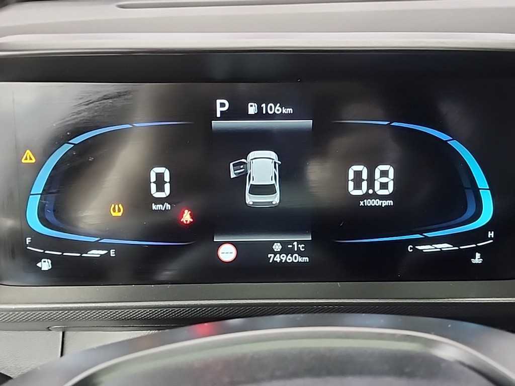 HYUNDAI Casper - Vista 6