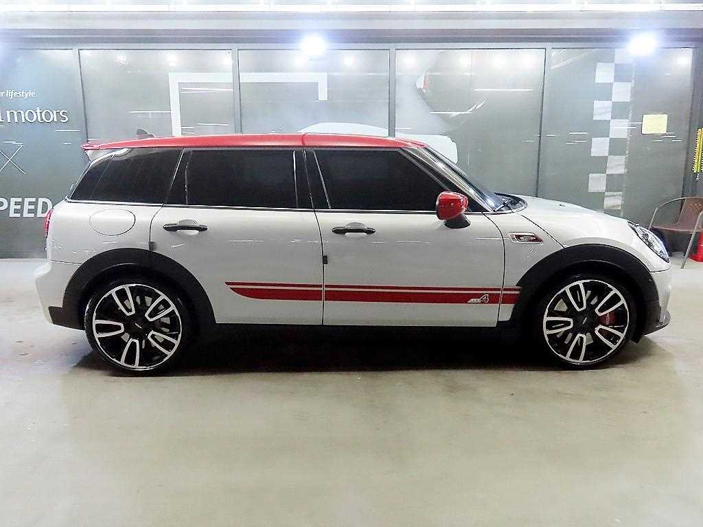 Mini Clubman - Vista 3