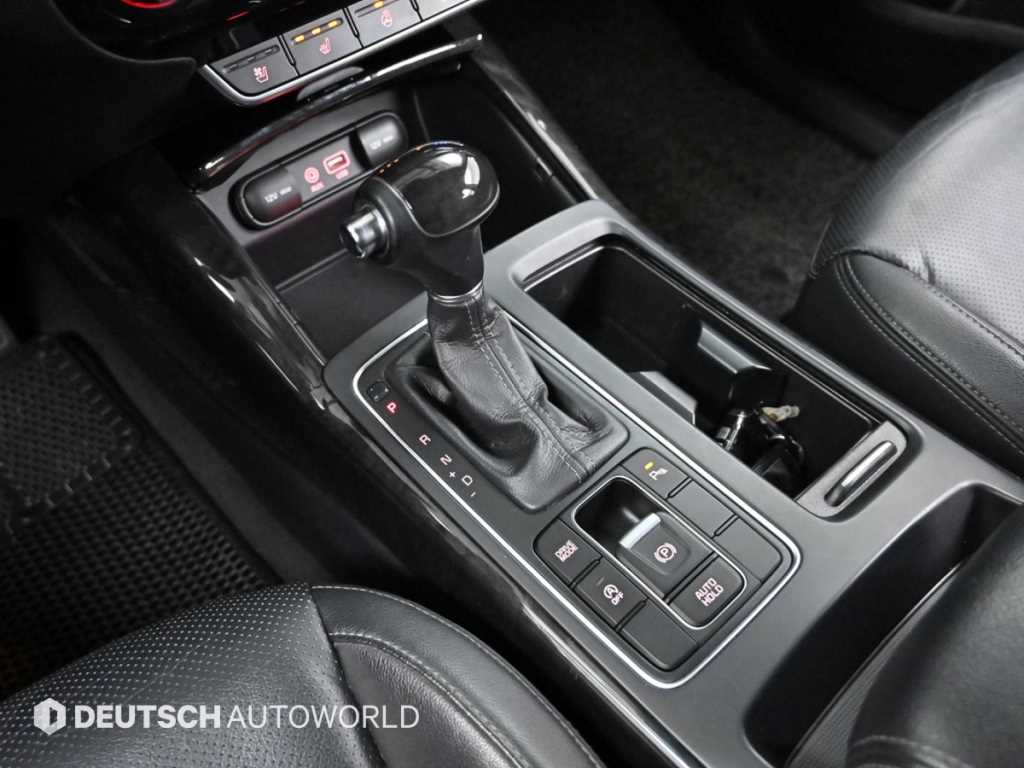 KIA Sorento - Vista 9