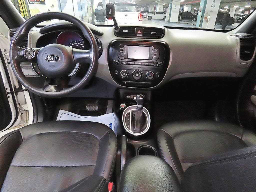 KIA Soul - Vista 10