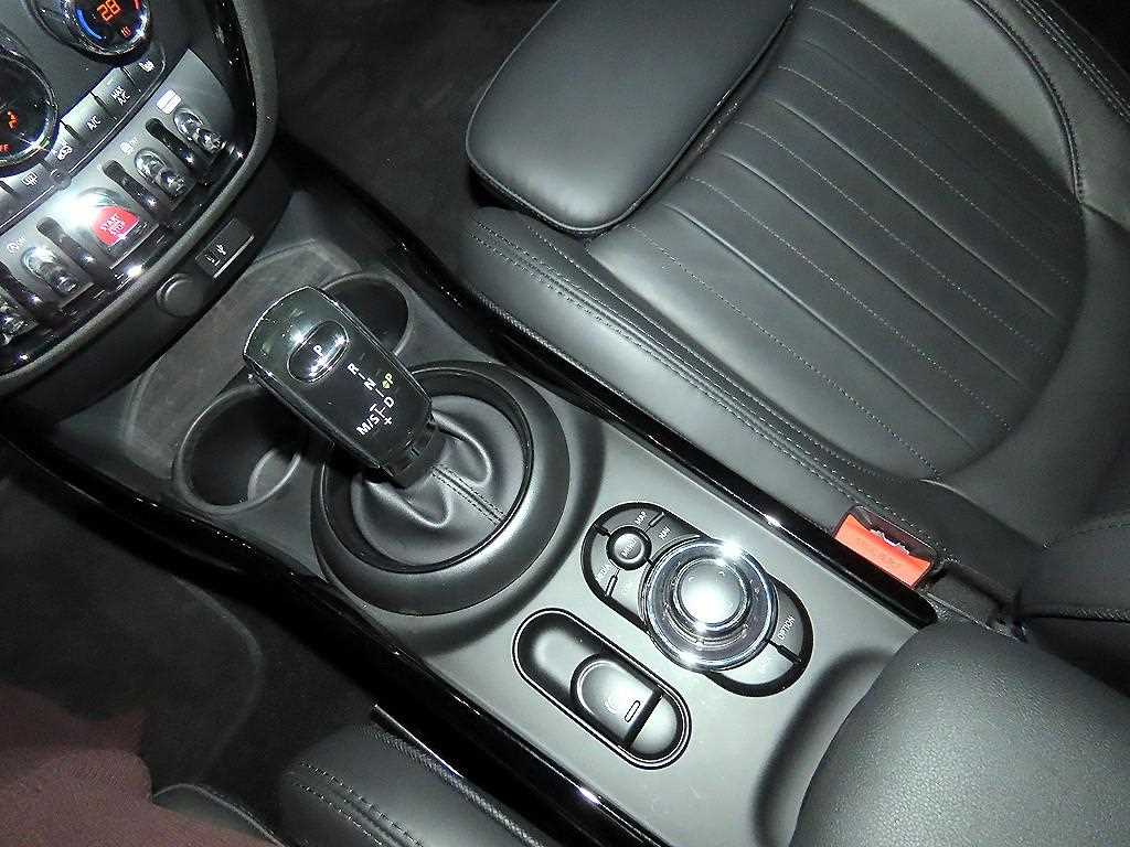 Mini Clubman - Vista 12