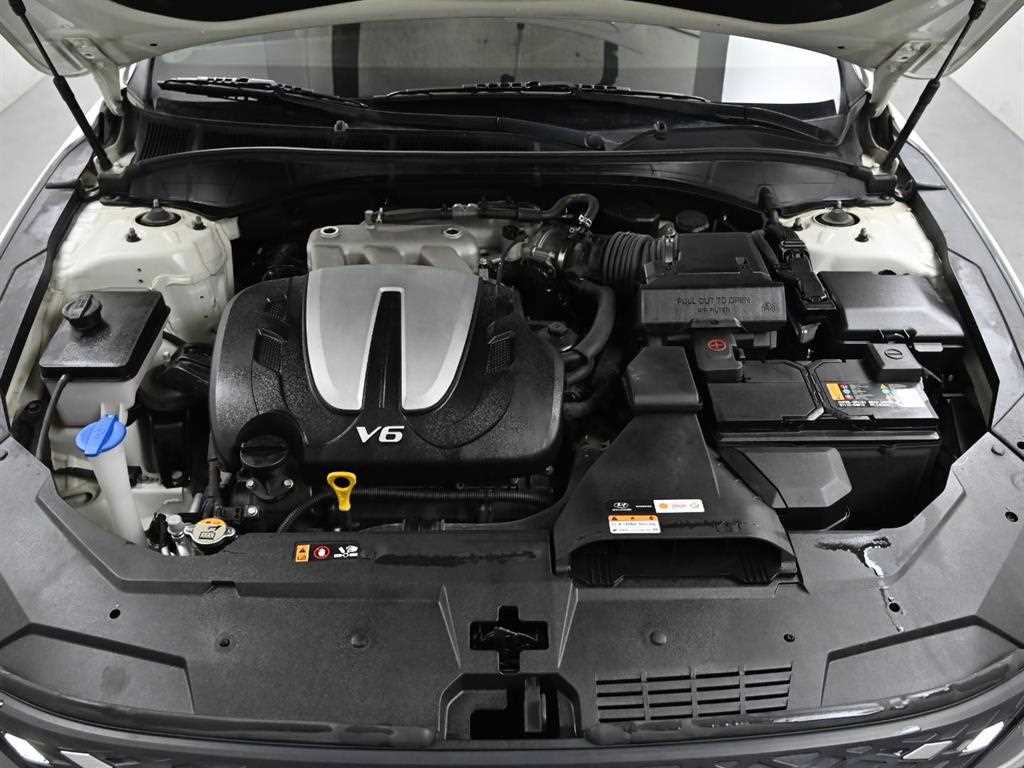 HYUNDAI Grandeur - Vista 6