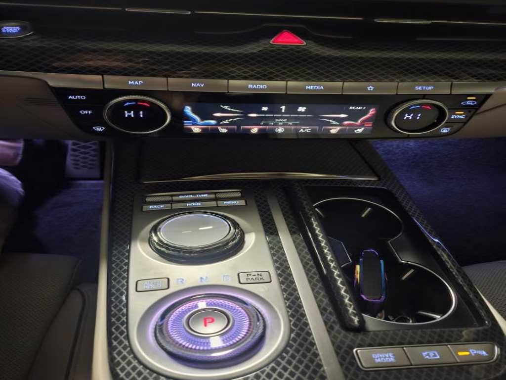 Genesis G80 - Vista 7