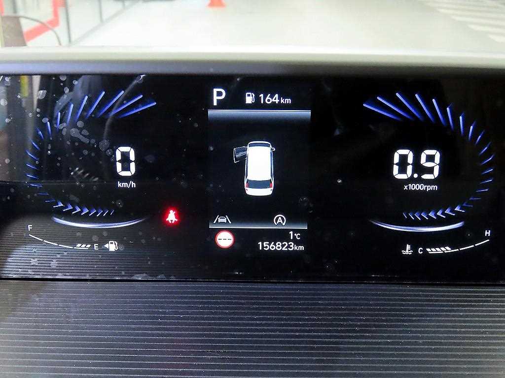 HYUNDAI Staria - Vista 9