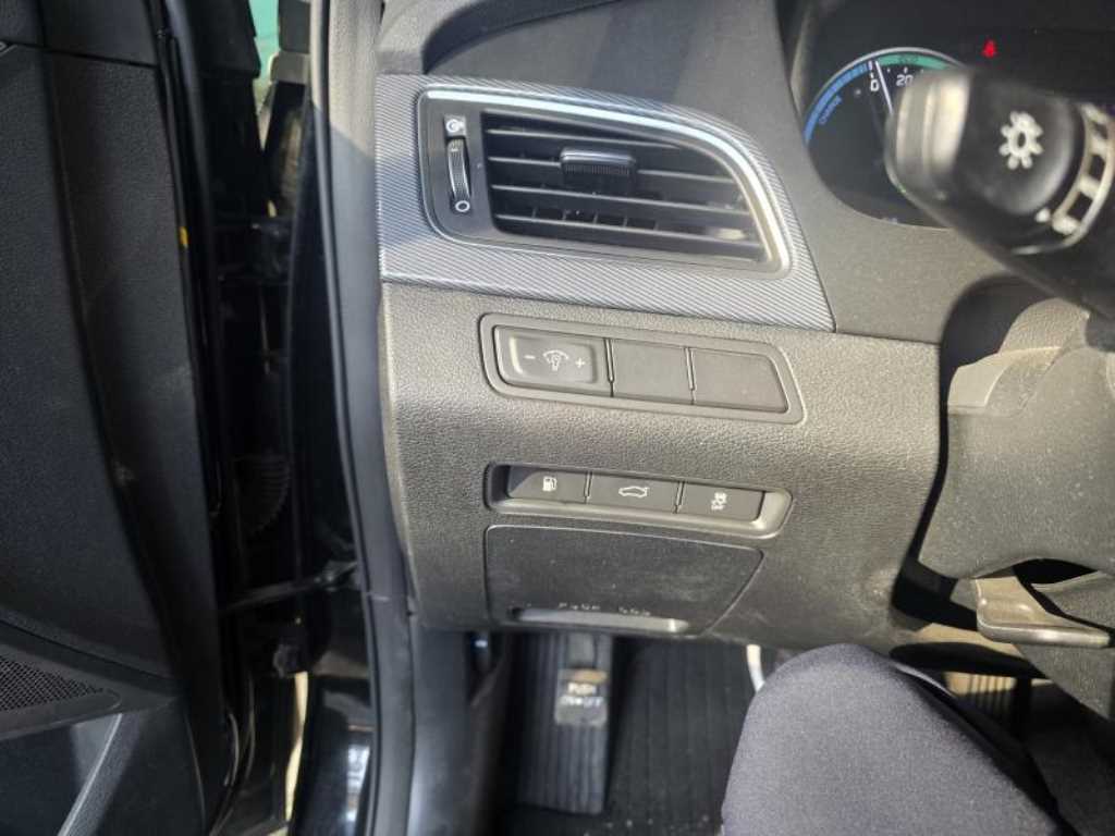 HYUNDAI Sonata - Vista 10