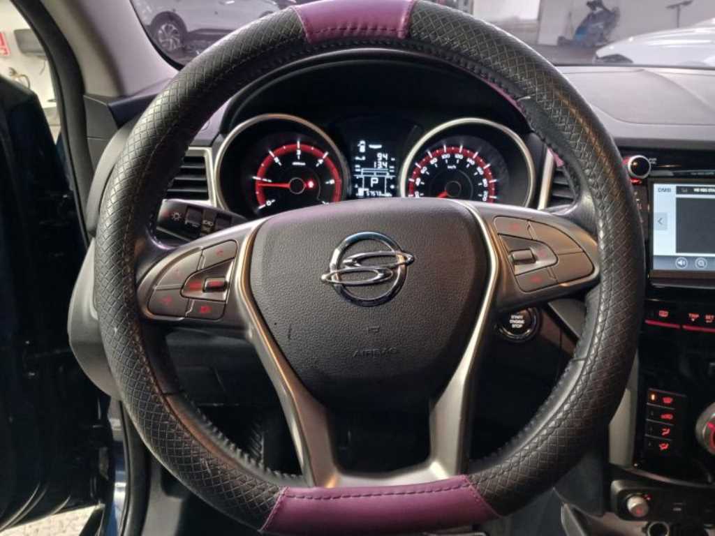 Ssangyong Tivoli - Vista 11