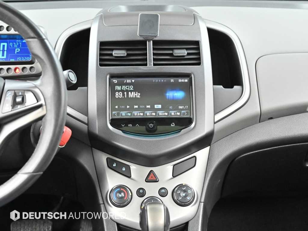 Chevrolet Abeo 2013 Blanco - Importación desde Corea - HF Imports Iquique - Foto 14