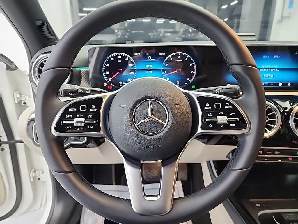 Mercedes Benz A Class - Vista 9