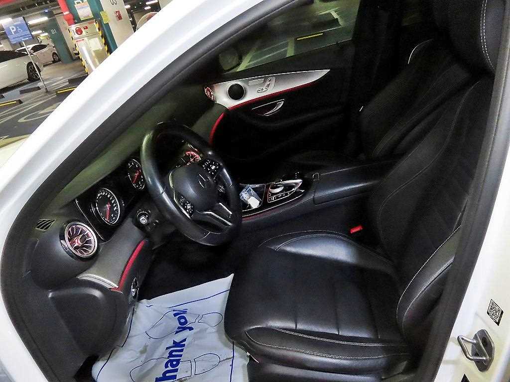 Mercedes Benz E class - Vista 6