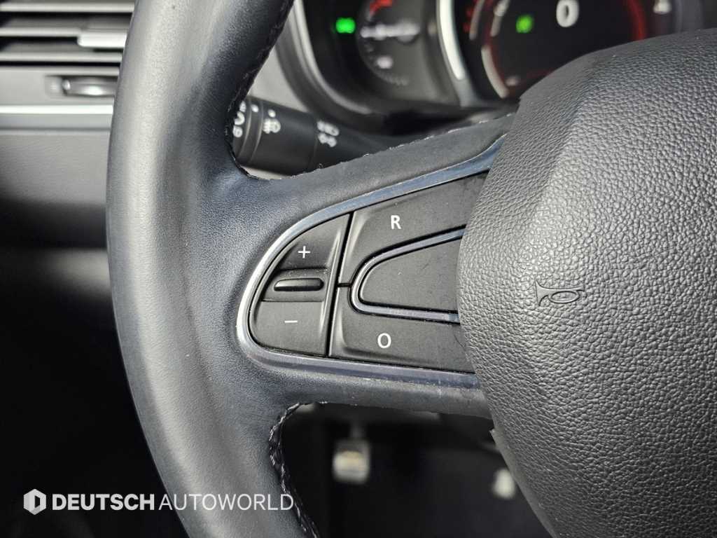 SAMSUNG QM6 2018 Blanco - Importación desde Corea - HF Imports Iquique - Foto 18