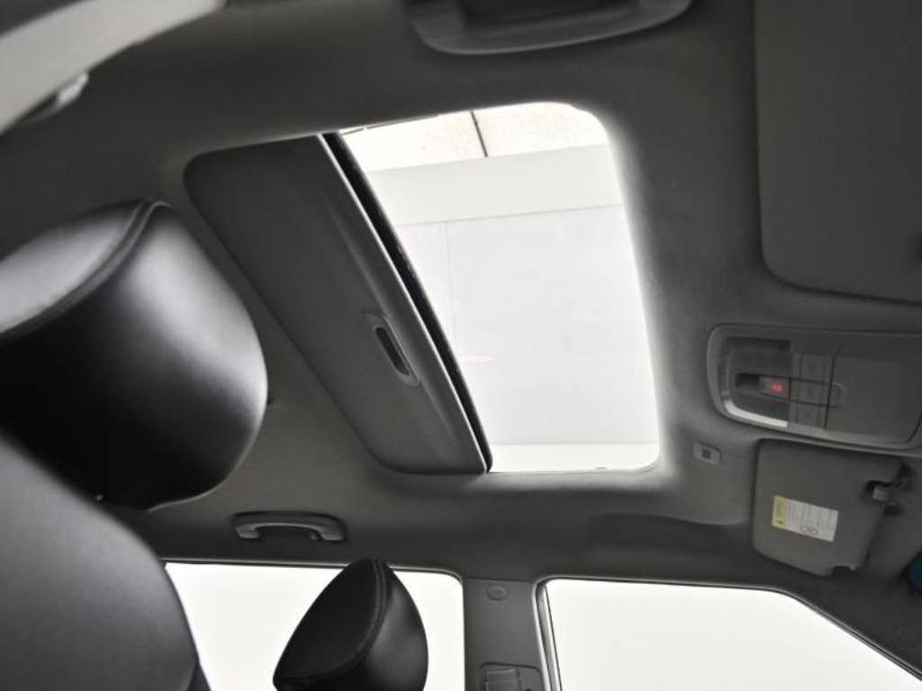 Ssangyong Tivoli 2015 Blanco - Importación desde Corea - HF Imports Iquique - Foto 19