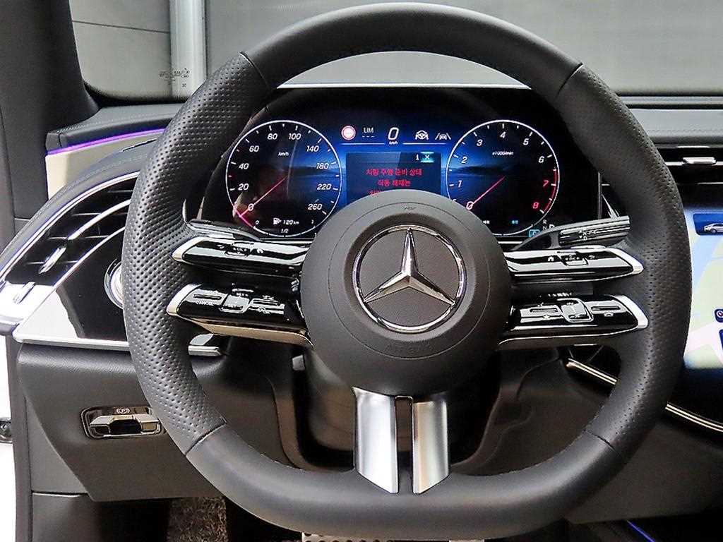 Mercedes Benz E class - Vista 9