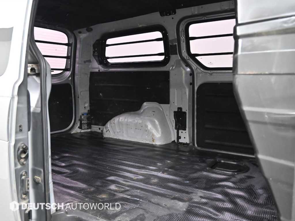 HYUNDAI Starex - Vista 12