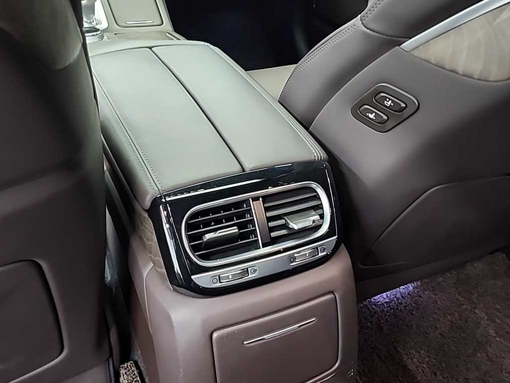 Genesis G90 2019 Negro - Importación desde Corea - HF Imports Iquique - Foto 13