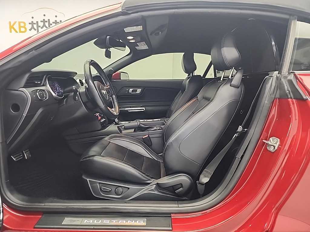Ford Mustang - Vista 11