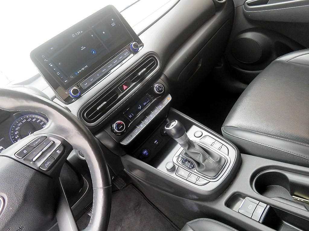 HYUNDAI Kona - Vista 11