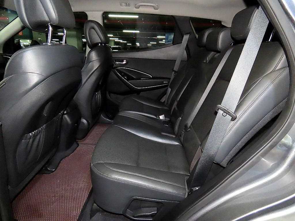 HYUNDAI Santa Fe - Vista 7