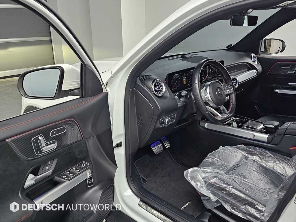 Mercedes Benz GLB Class - Vista 11