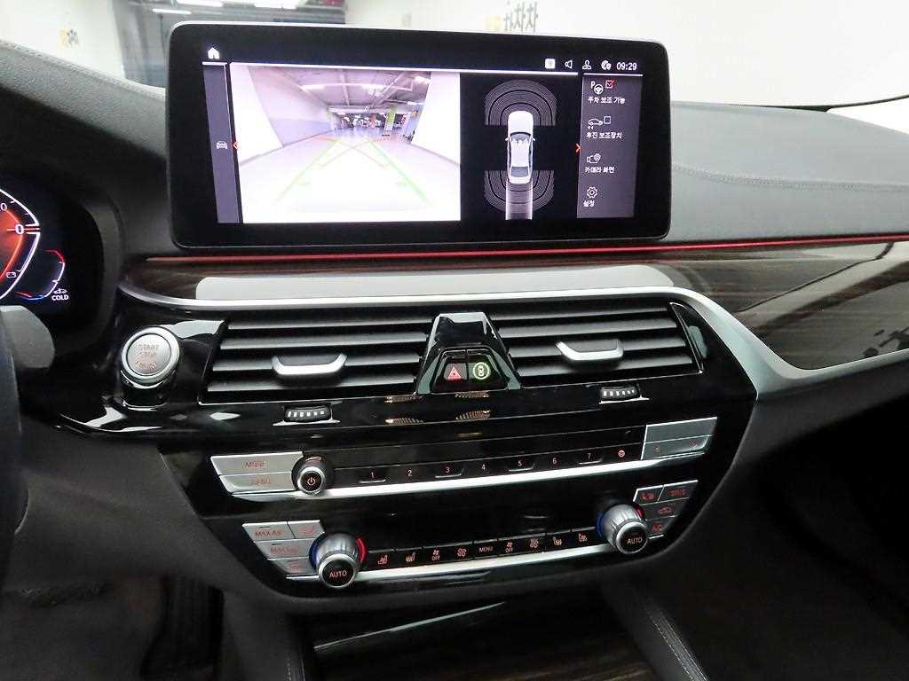 BMW 5 Series - Vista 9