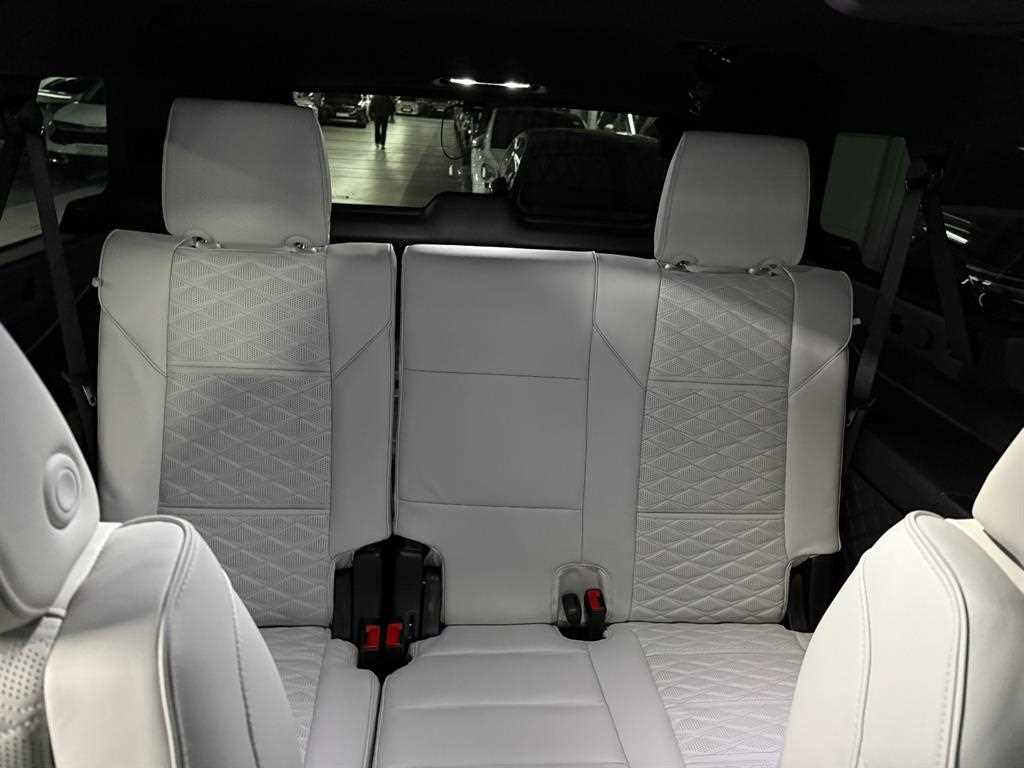 Cadillac Escalade 2025 Blanco - Importación desde Corea - HF Imports Iquique - Foto 17