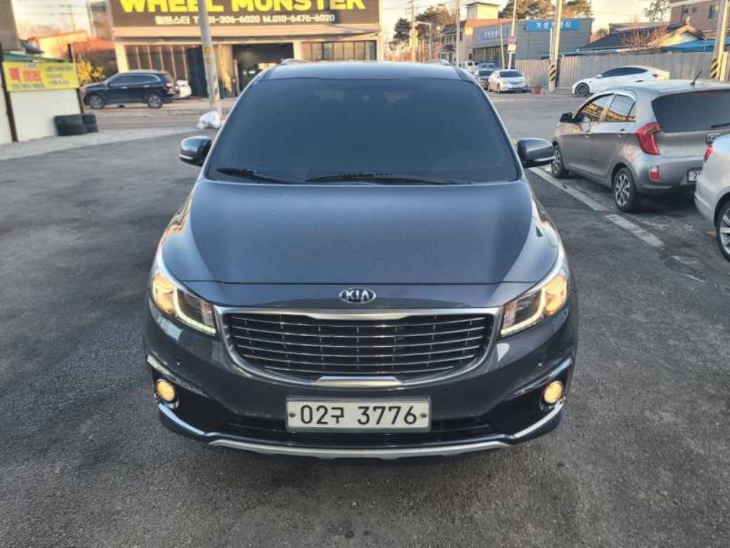 KIA Carnival 2018 Gris - Importación desde Corea - HF Imports Iquique - Foto 1