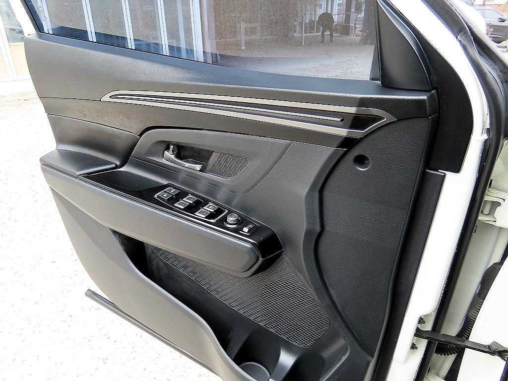 Ssangyong Korando - Vista 11