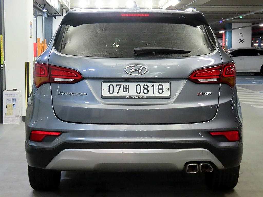 HYUNDAI Santa Fe - Vista 5