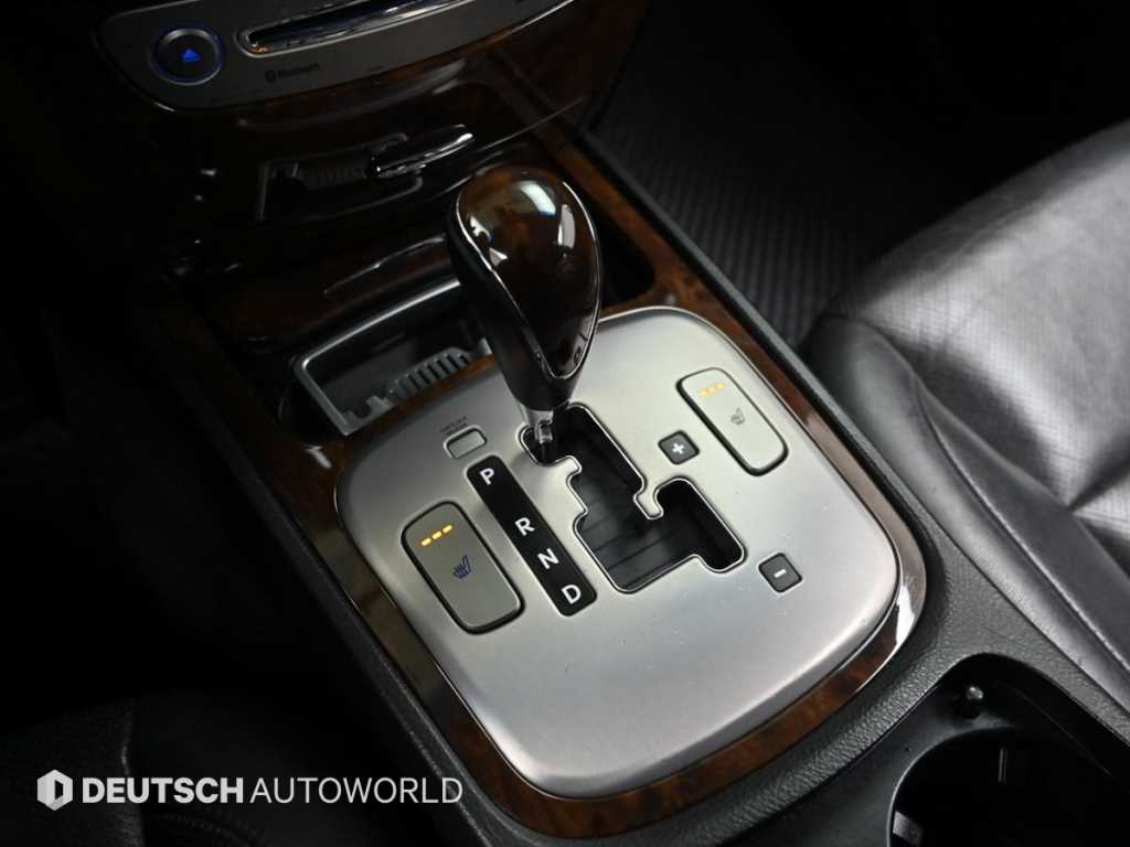 HYUNDAI Genesis - Vista 9