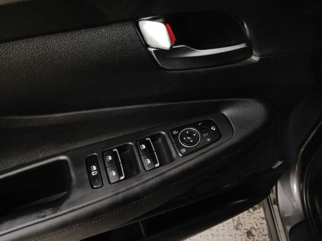 HYUNDAI Santa Fe - Vista 9