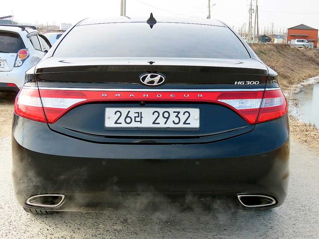 HYUNDAI Grandeur - Vista 4