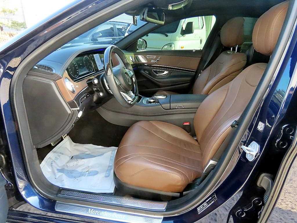 Mercedes Benz S Class - Vista 5