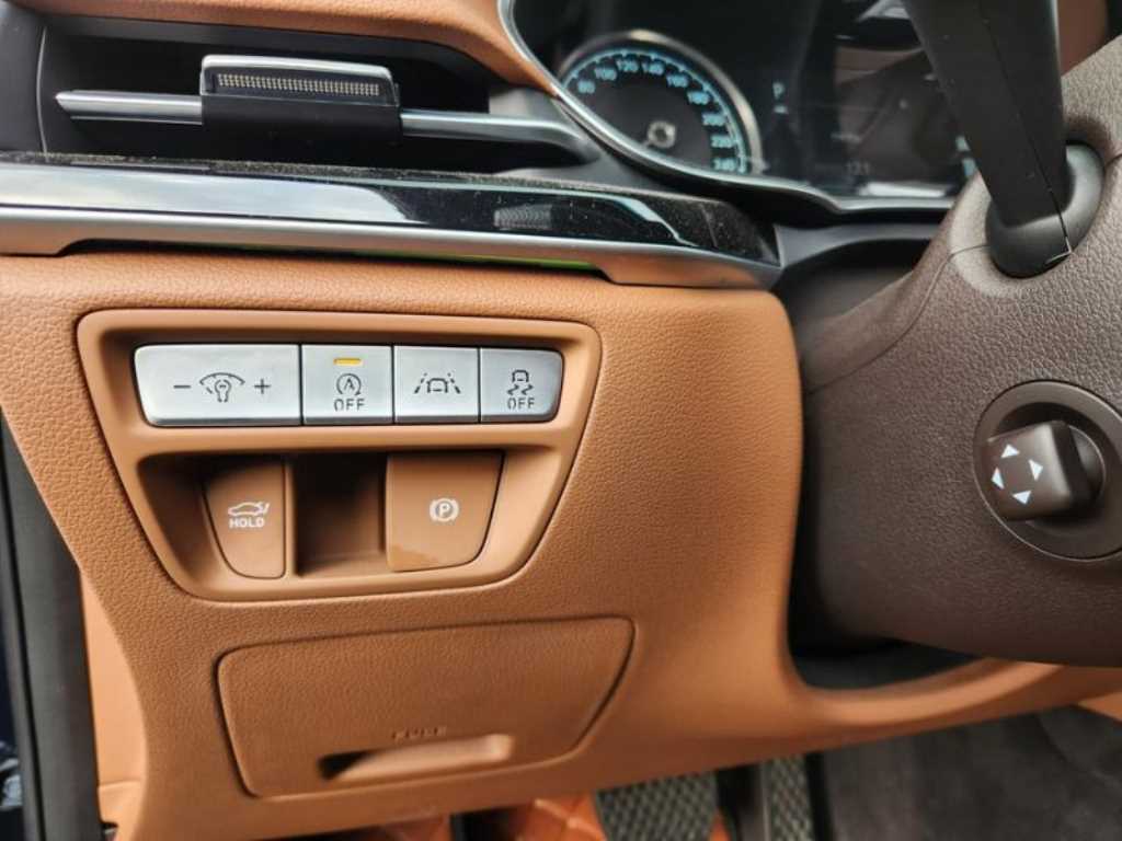 Genesis G80 - Vista 2