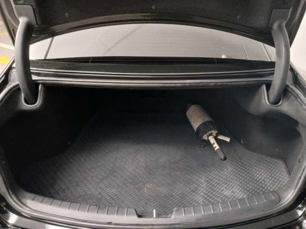 KIA K7 2017 Negro - Importación desde Corea - HF Imports Iquique - Foto 17