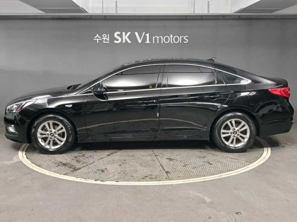 HYUNDAI Sonata - Vista 3